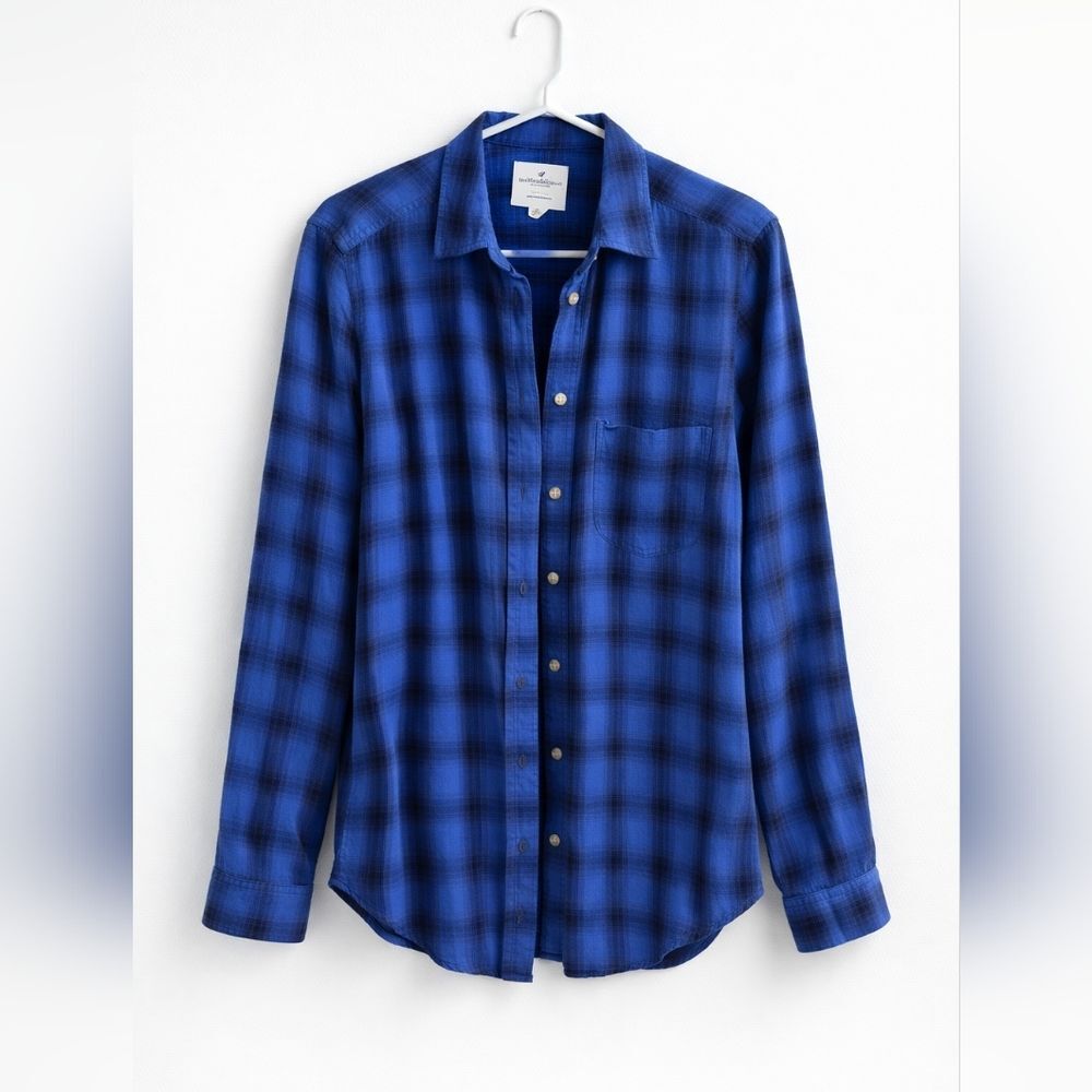 American Eagle Outfitters Plaid Flannel Shirt Womens Size Medium Blue Boyfriend